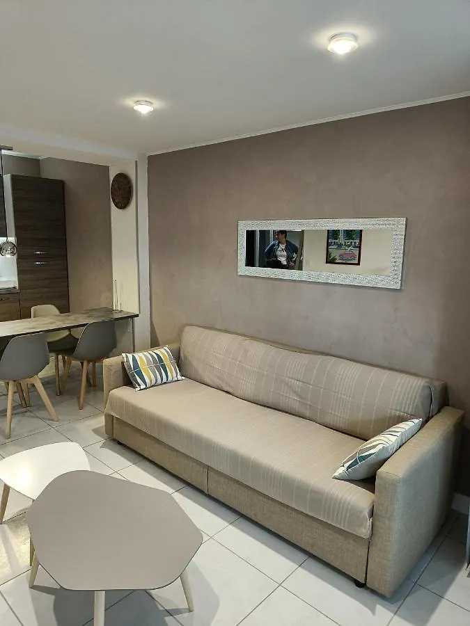 Majestic Isal-Inn Aix-les-Bains 0*,  France